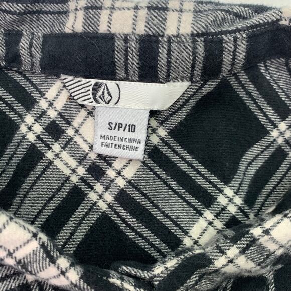 Volcom Womens Small Sleeveless Button Front Flannel Shirt Black White Plaid Raw - Picture 5 of 7